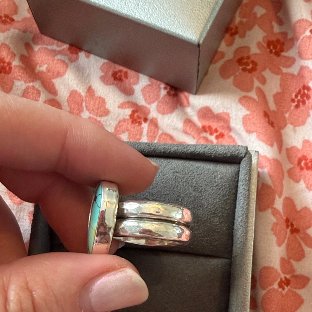 Turquoise Teardrop Silver Ring - image 2